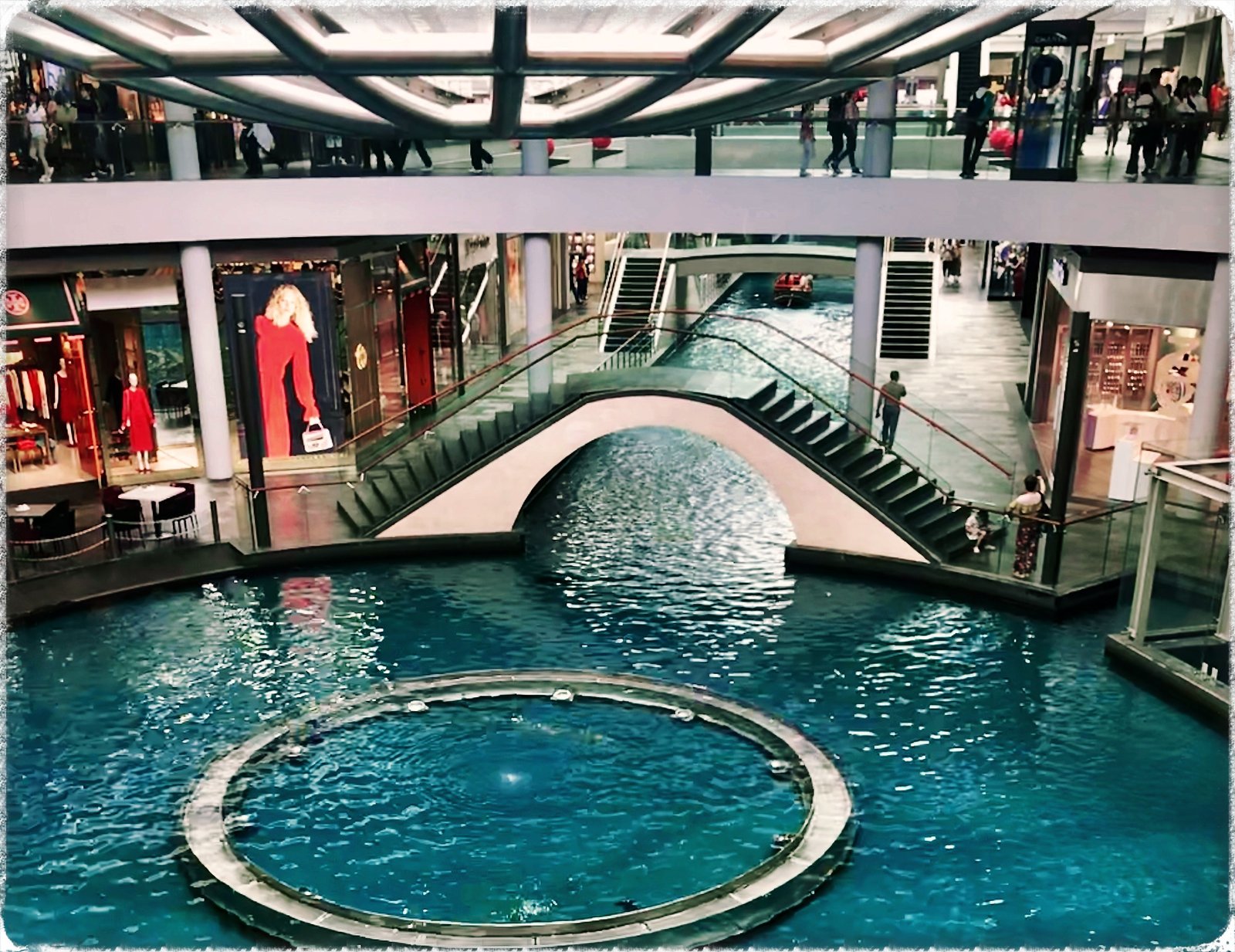 Marina Bay Sands Mall